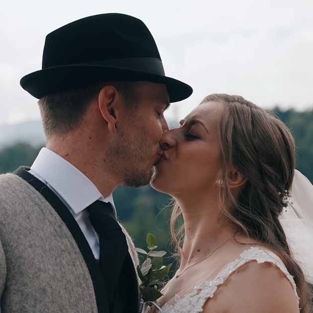Hochzeitspaar Lisa und Dominik. Filmisch begleitet von Julian Haberl und Maximilian Keuschnigg