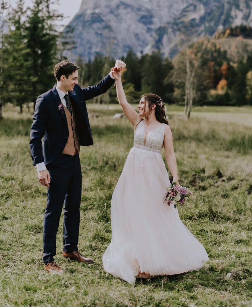 Hochzeitsfilme in den Bergen von Tirol – aufgenommen von Tamara Pointinger aus Pill bei Innsbruck
